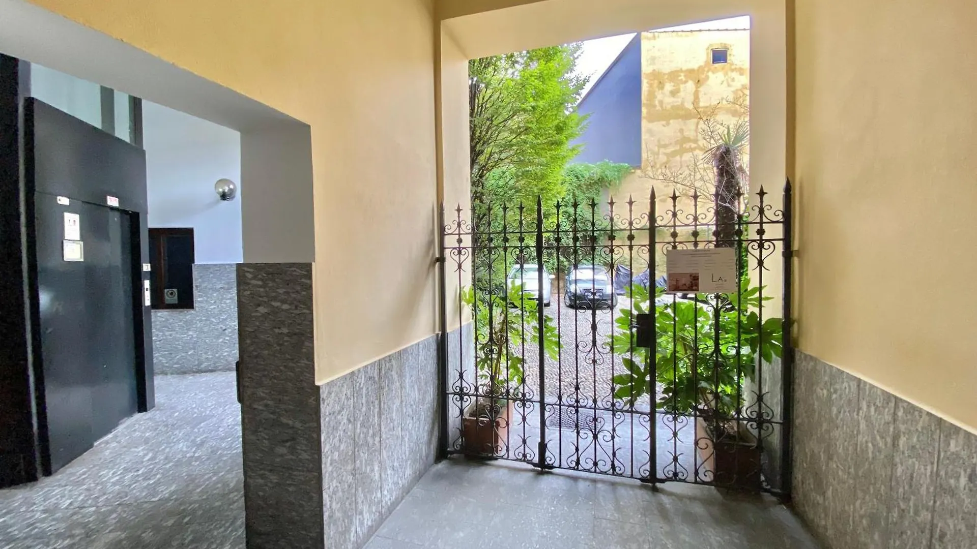 Giorgio Chavez Home Milán
