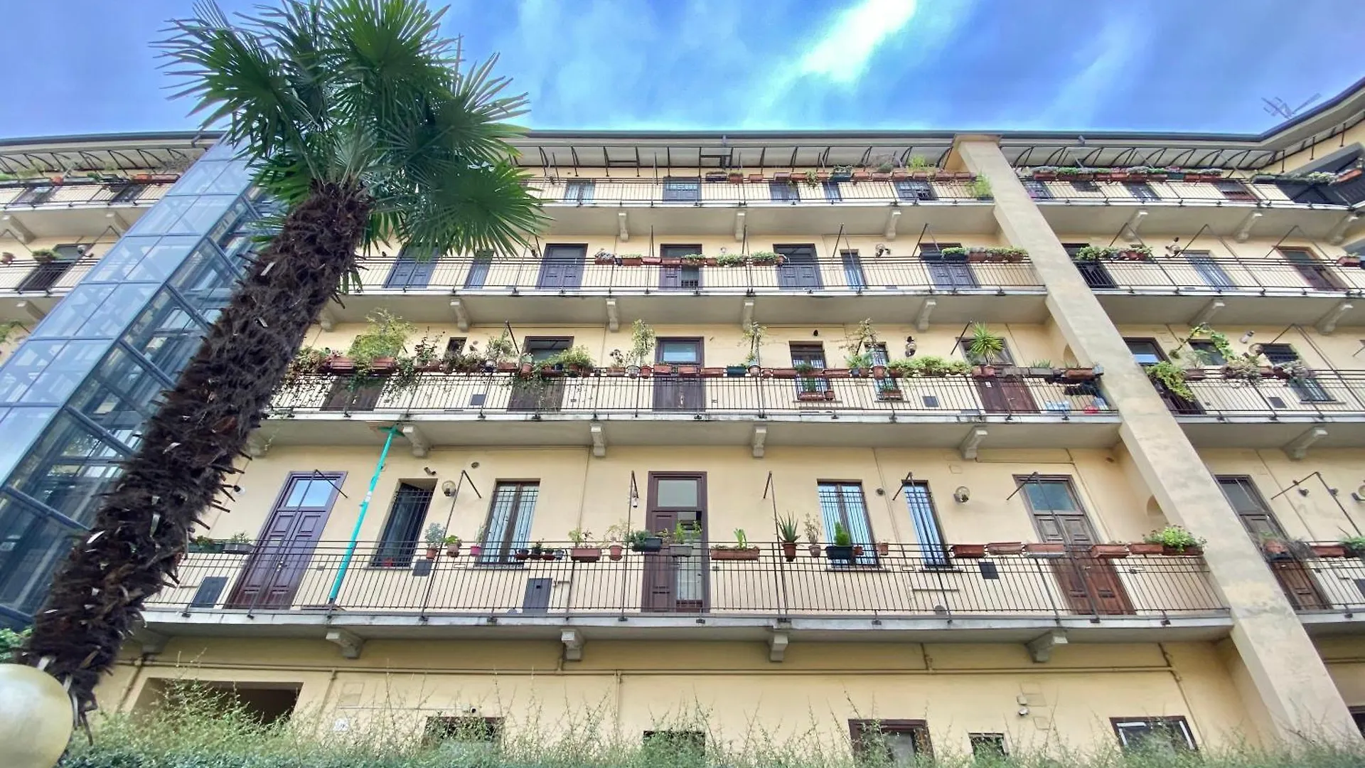 Giorgio Chavez Home Milán Itálie